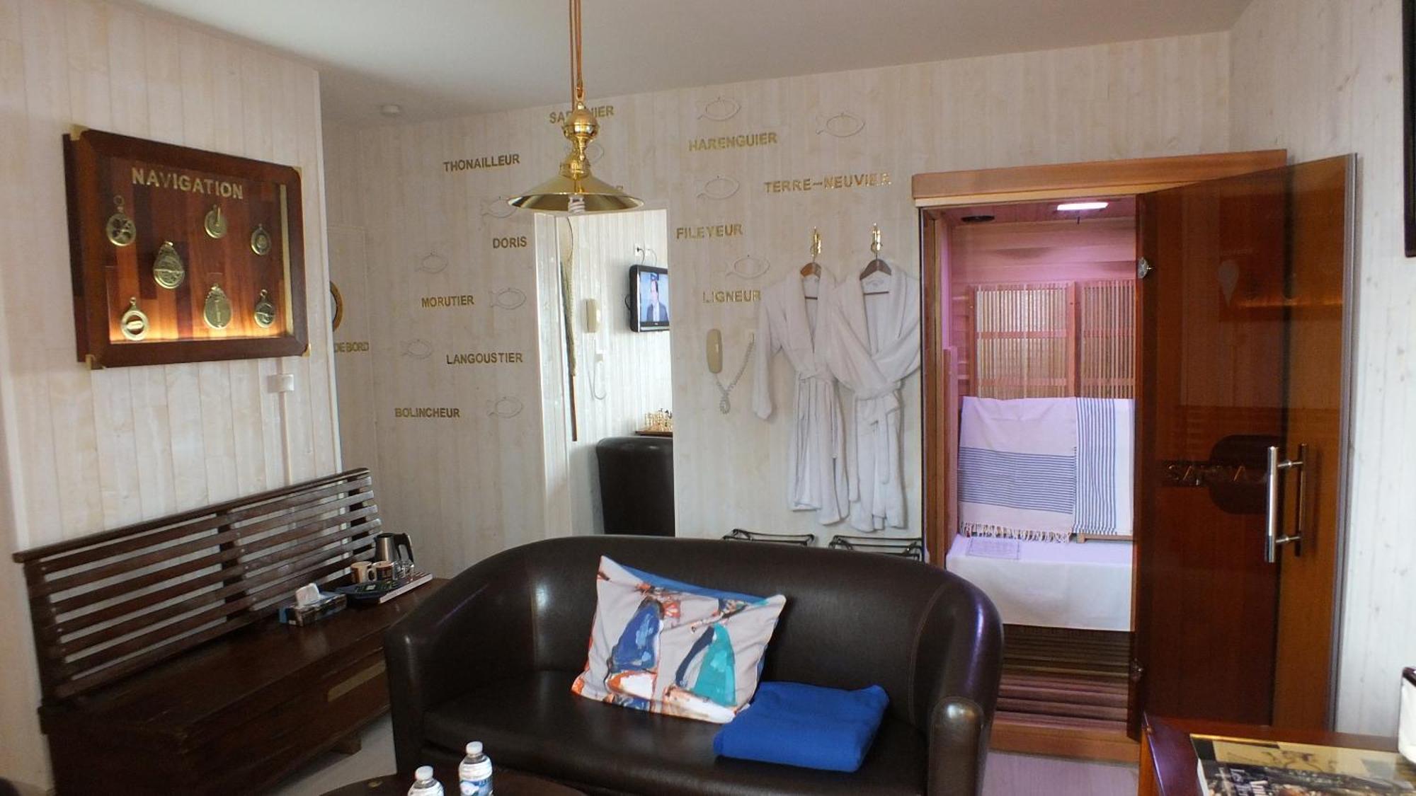 Trégastel Hotel - Restaurant - Salon De The Le Beausejour חדר תמונה